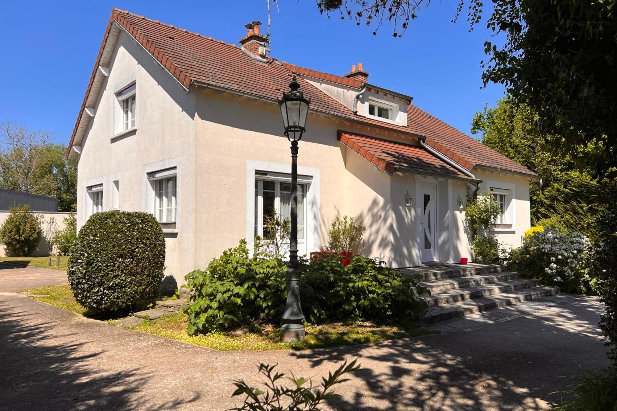 Les Sablons Villa La Houssaye-en-Brie Eksteriør bilde