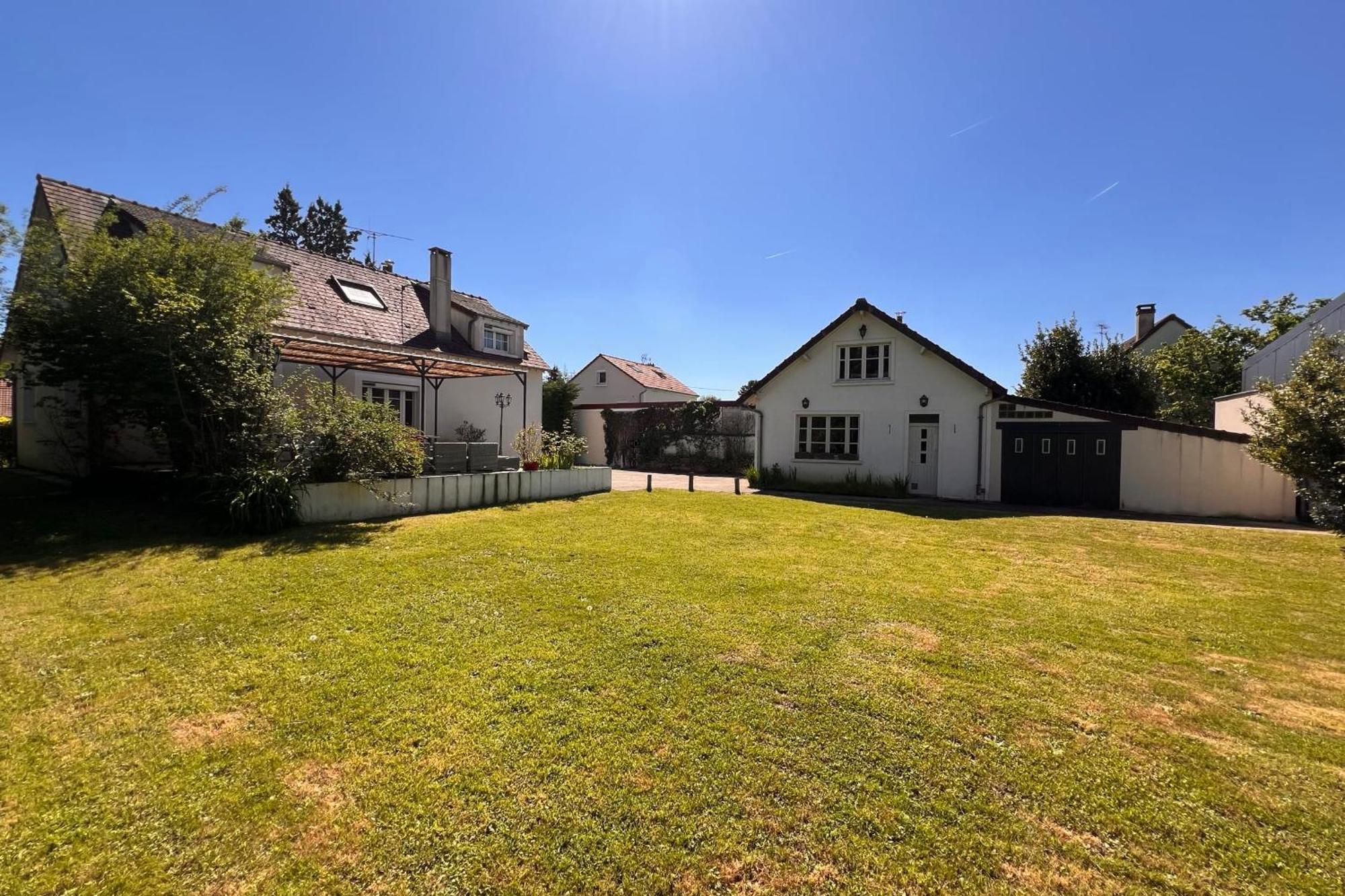 Les Sablons Villa La Houssaye-en-Brie Eksteriør bilde